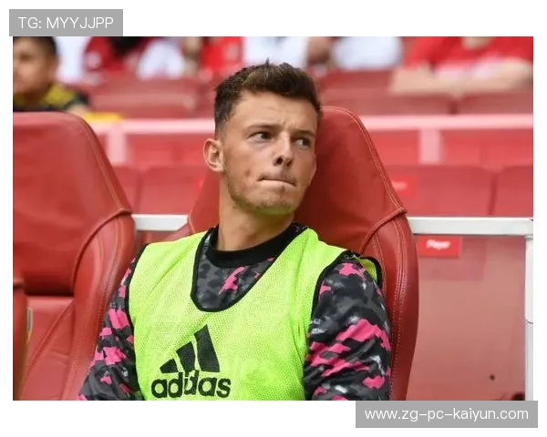 怀特无球跑动持续拉扯