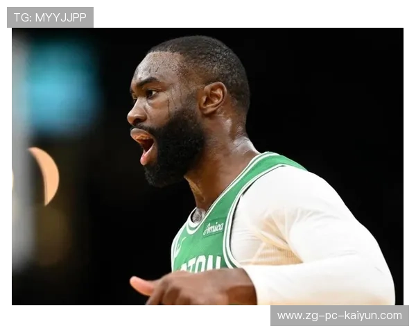 凯尔特人逆袭步行者，布朗末节14分带队翻盘